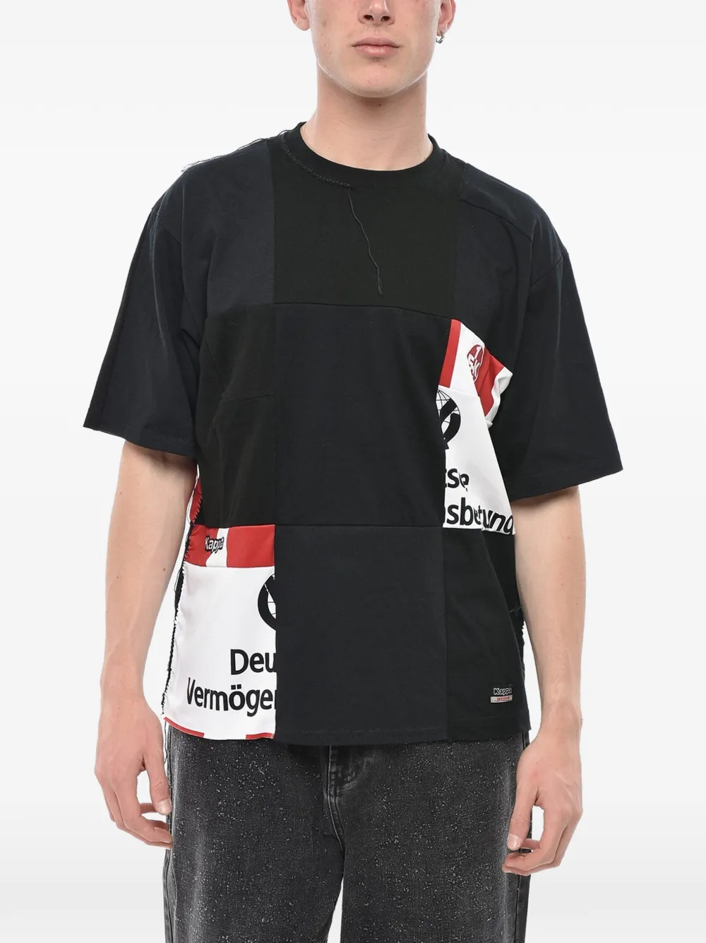 Children Of The Discordance patchwork logo-print T-shirt - Schwarz