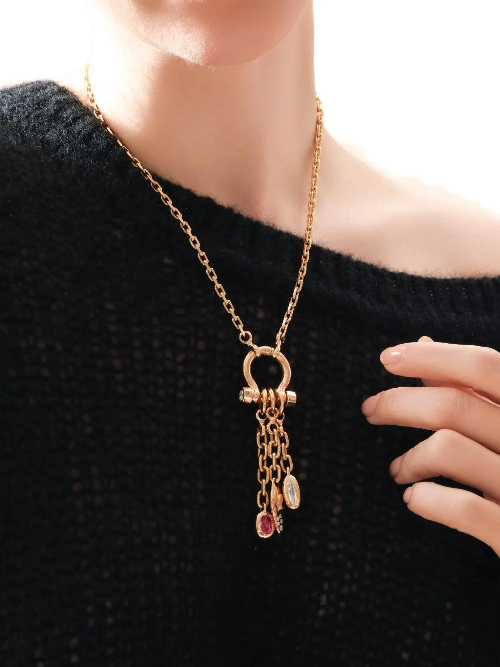Uniform Object Vessel Diamond Charm in Gold, view 5