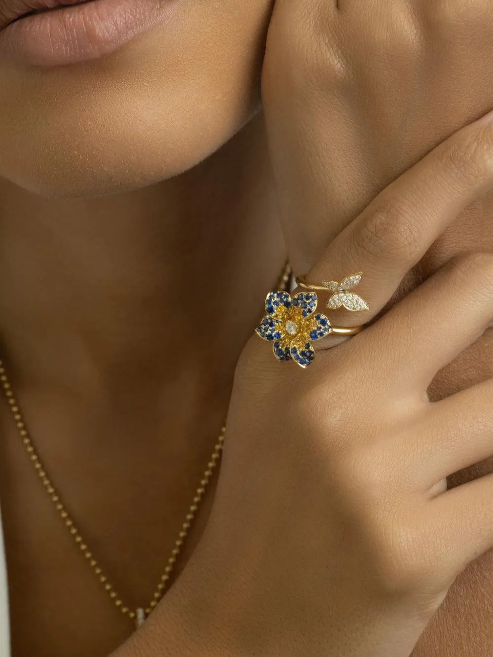Lisa Nik Ring mit Saphirblume - Gold