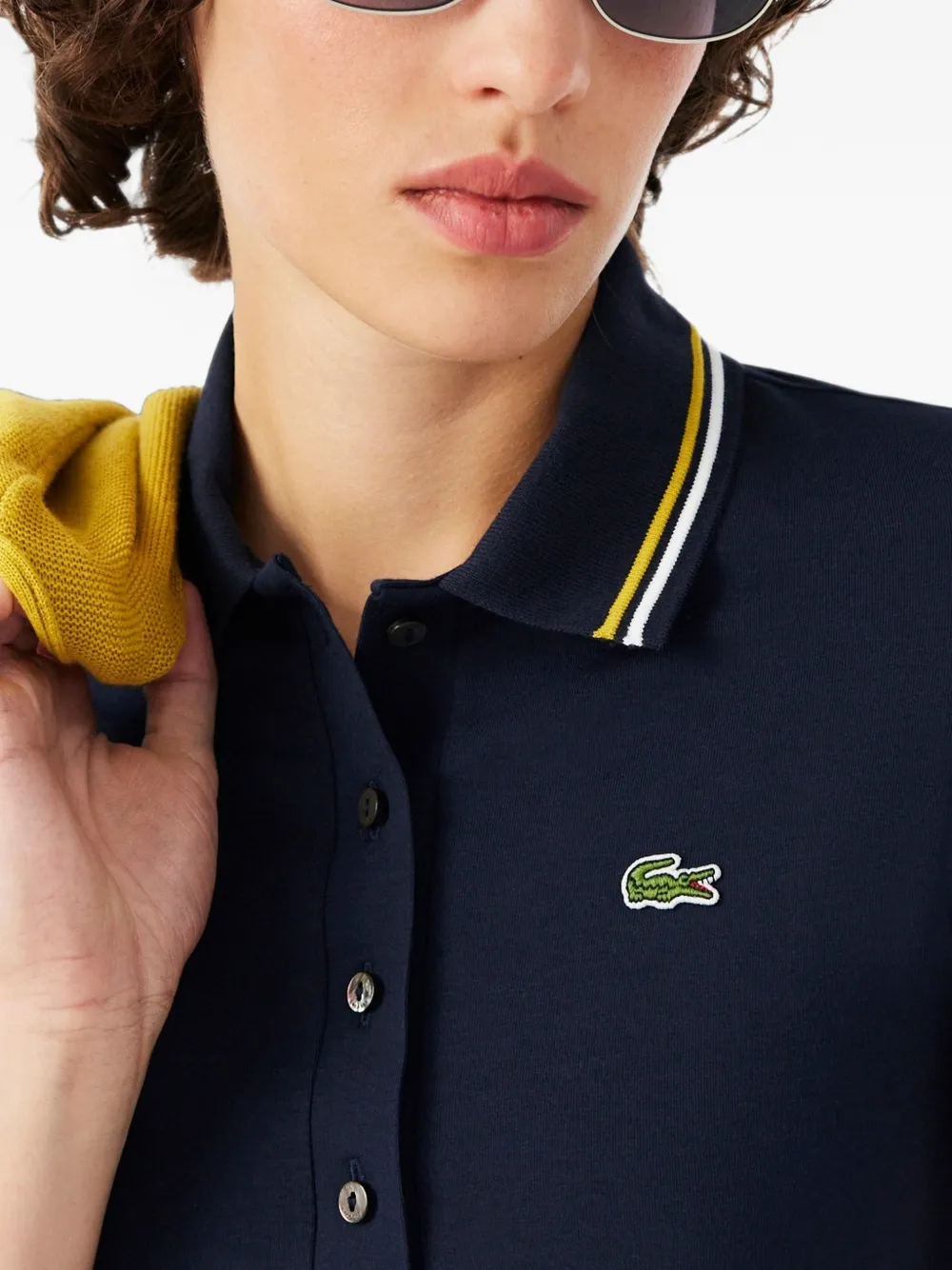 Lacoste logo-patch short-sleeve polo shirt Blauw