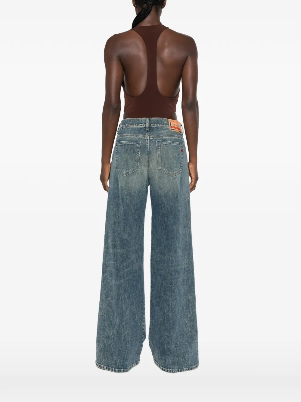 THE ANDAMANE Racerback body Bruin