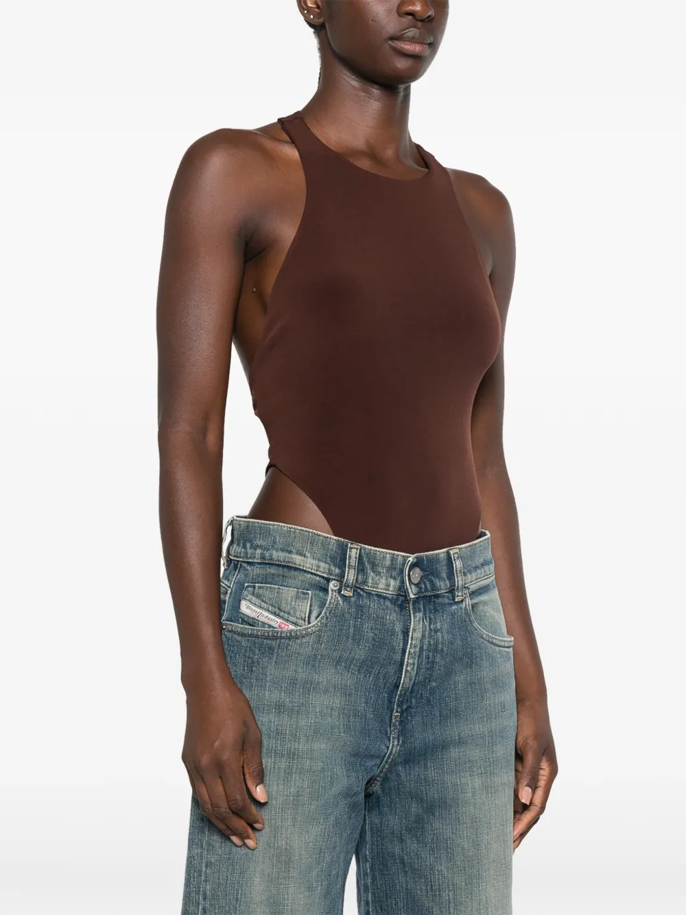 THE ANDAMANE Racerback body Bruin