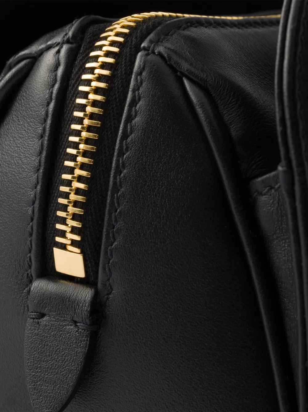 Prada Leren handtas Zwart