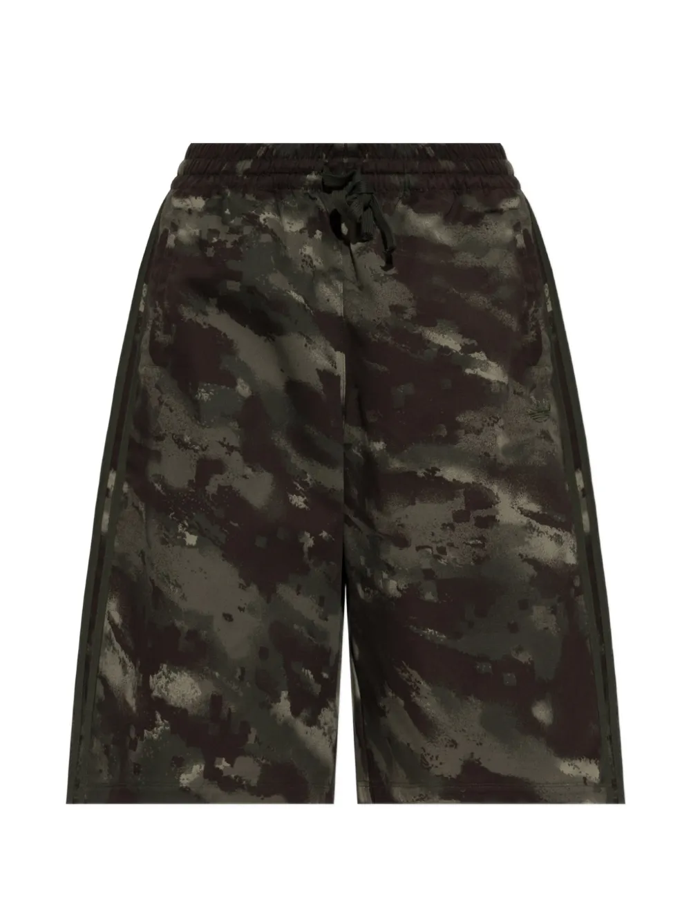 adidas camouflage-print logo-embroidered shorts Groen