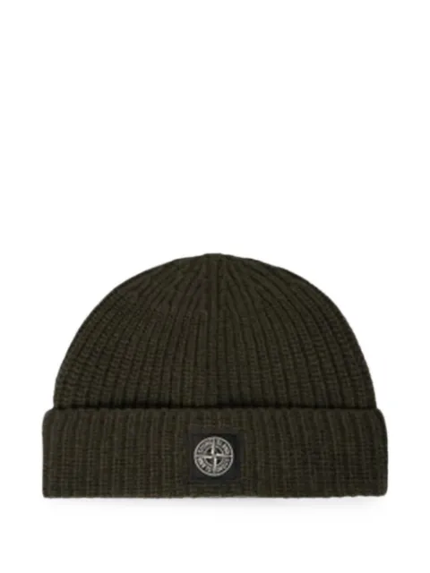 Stone Island logo-patch ribbed-knit beanie hat