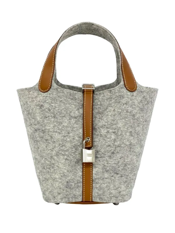 Hermès Pre-owned 2020-2022 Felt and Swift Picotin Lock 18 Handbag in Grey