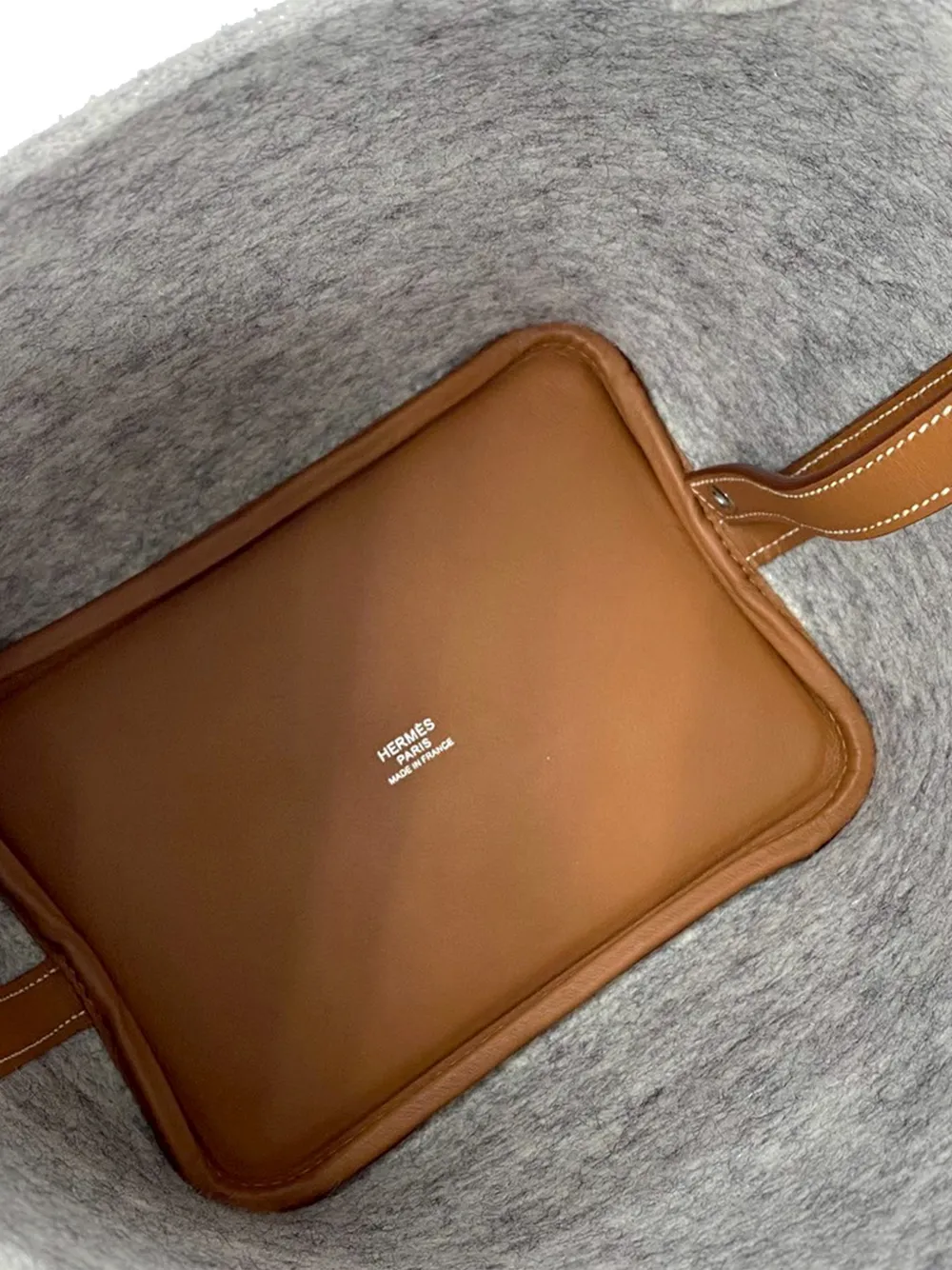Hermès Pre-owned 2020-2022 Felt and Swift Picotin Lock 18 Handbag in Grey, view 5