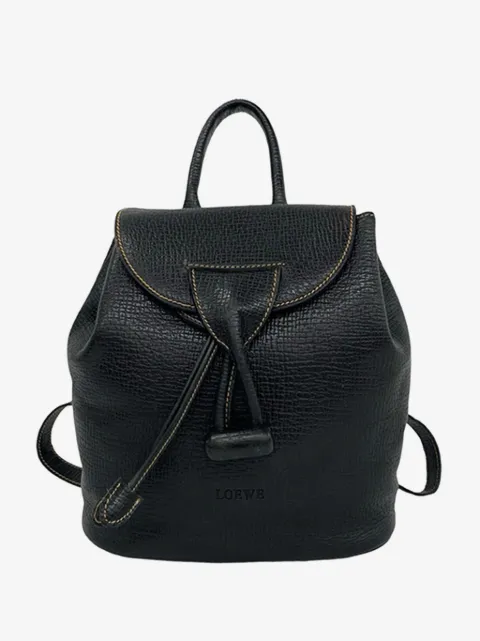 Loewe Pre-Owned 2000-2026 Textured Leather Toggle Flap backpack
