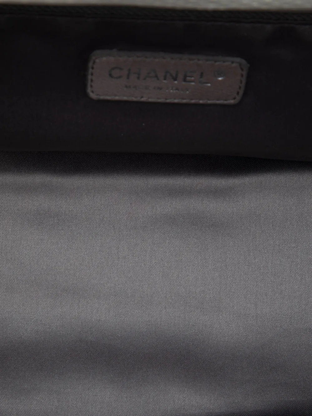 CHANEL Pre-Owned 2008-2009 Perforated Calfskin Reissue 2.55 East
