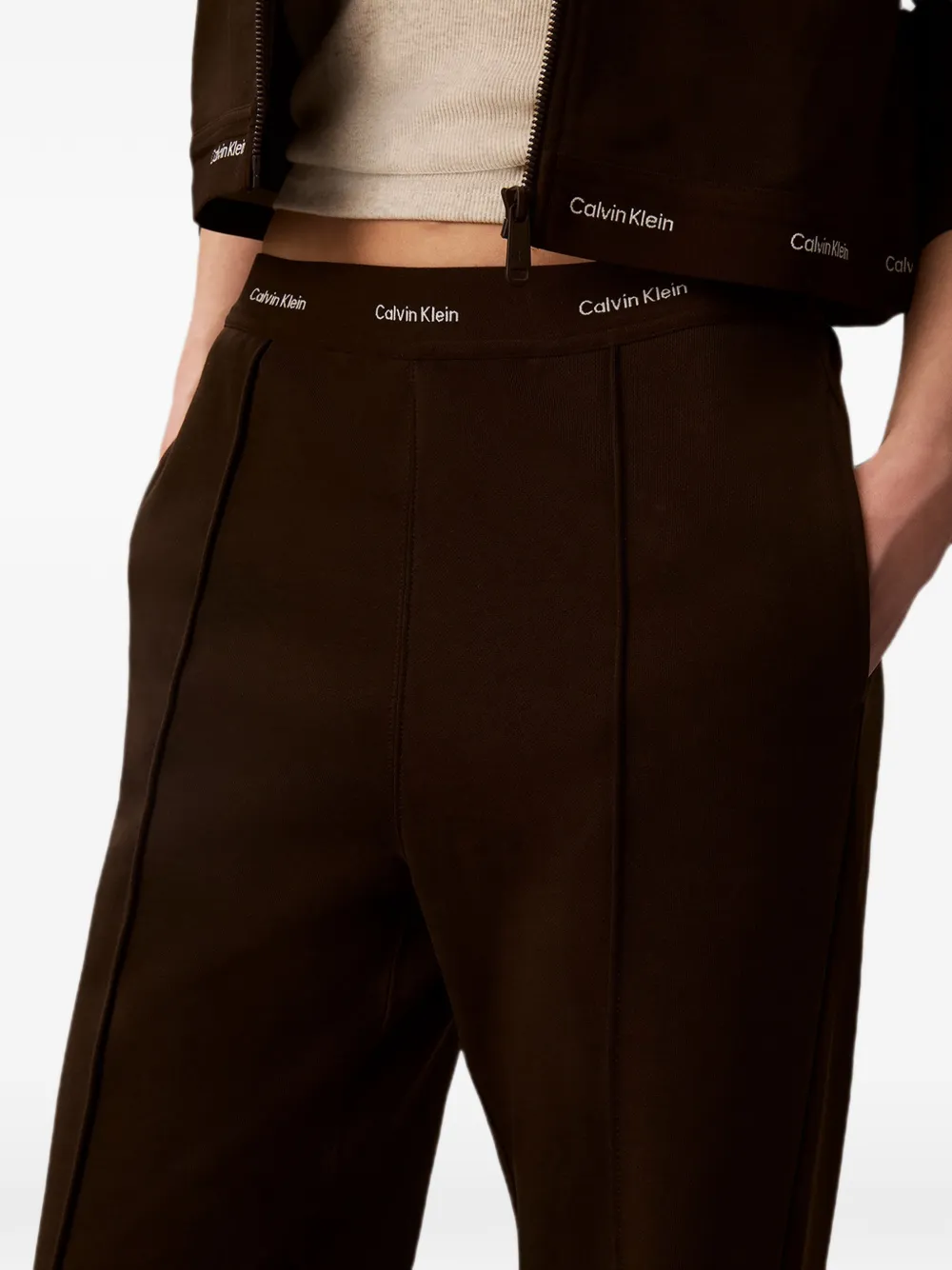 Calvin Klein Trainingsbroek met gesmockt detail en logoband Bruin