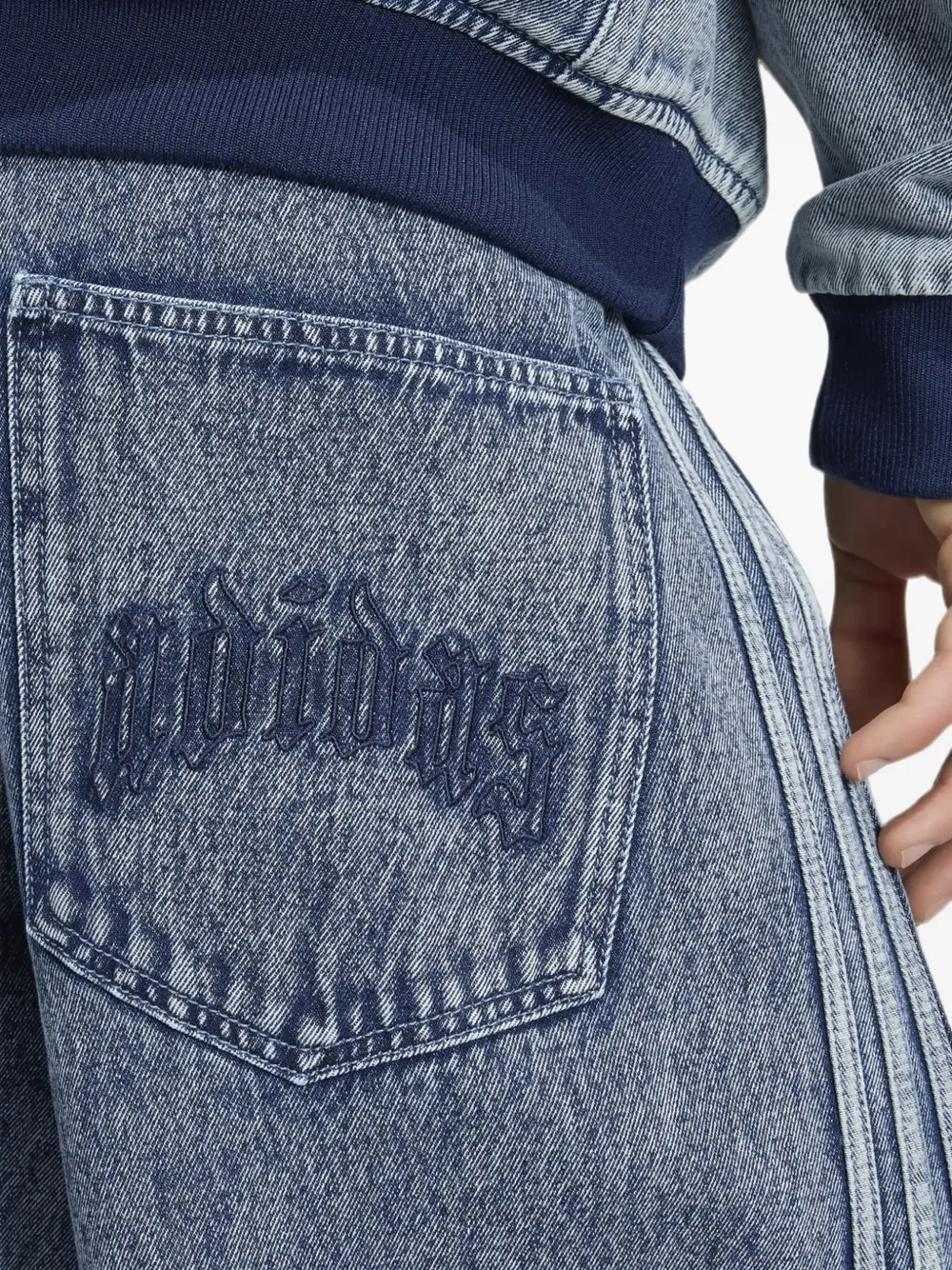 adidas logo-embroidered side-stripe jeans Blauw