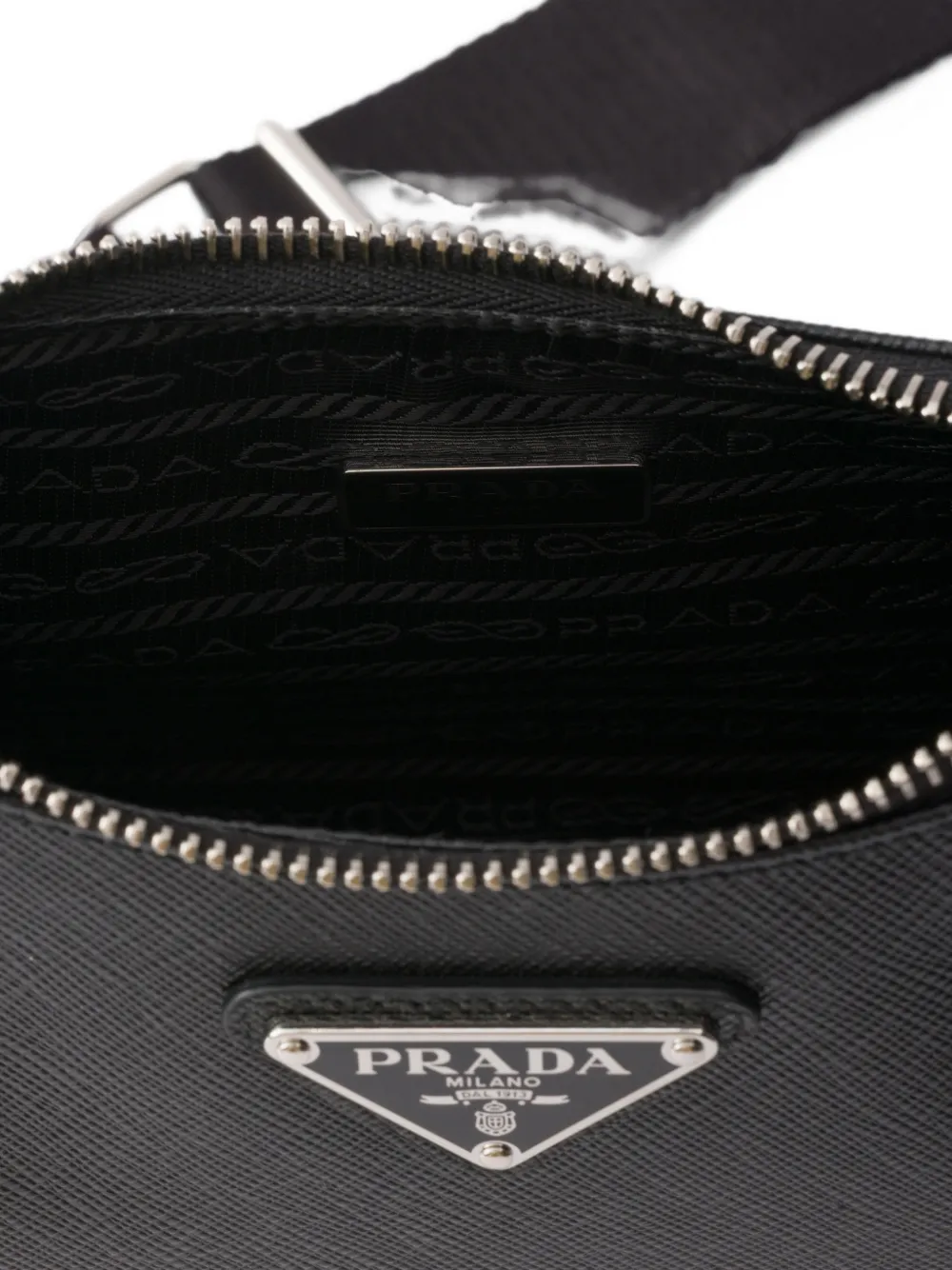 Prada Re-Edition 2005 Saffiano leren tas Zwart