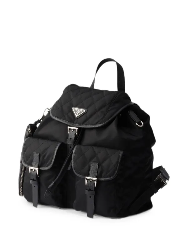 PRADA キルティング ナイロン バックパック Prada Re-Nylon キルティング バックパック M | ブラック | FARFETCH JP
