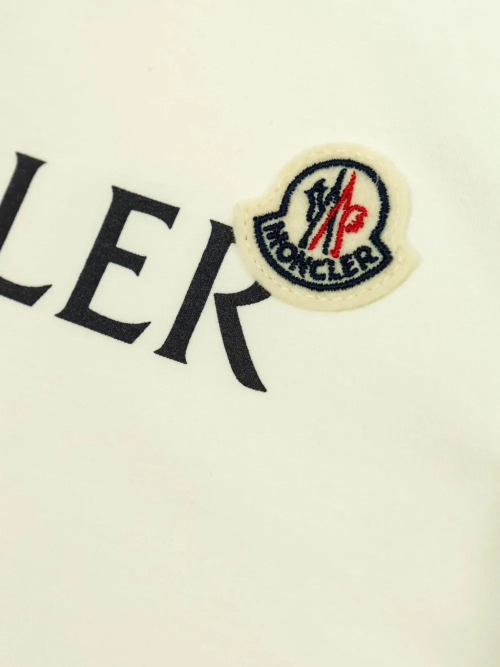 Moncler Enfant T-shirt met logoprint en knoop op de schouders Wit
