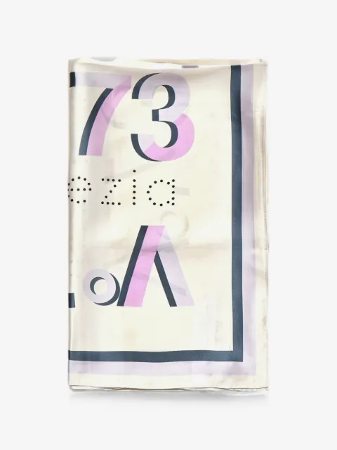 V°73 pañuelo con logo estampado