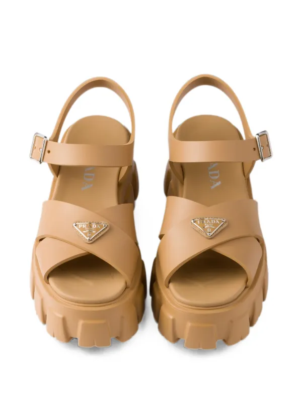 Prada モノリス ラバーサンダル | ニュートラル | FARFETCH JP