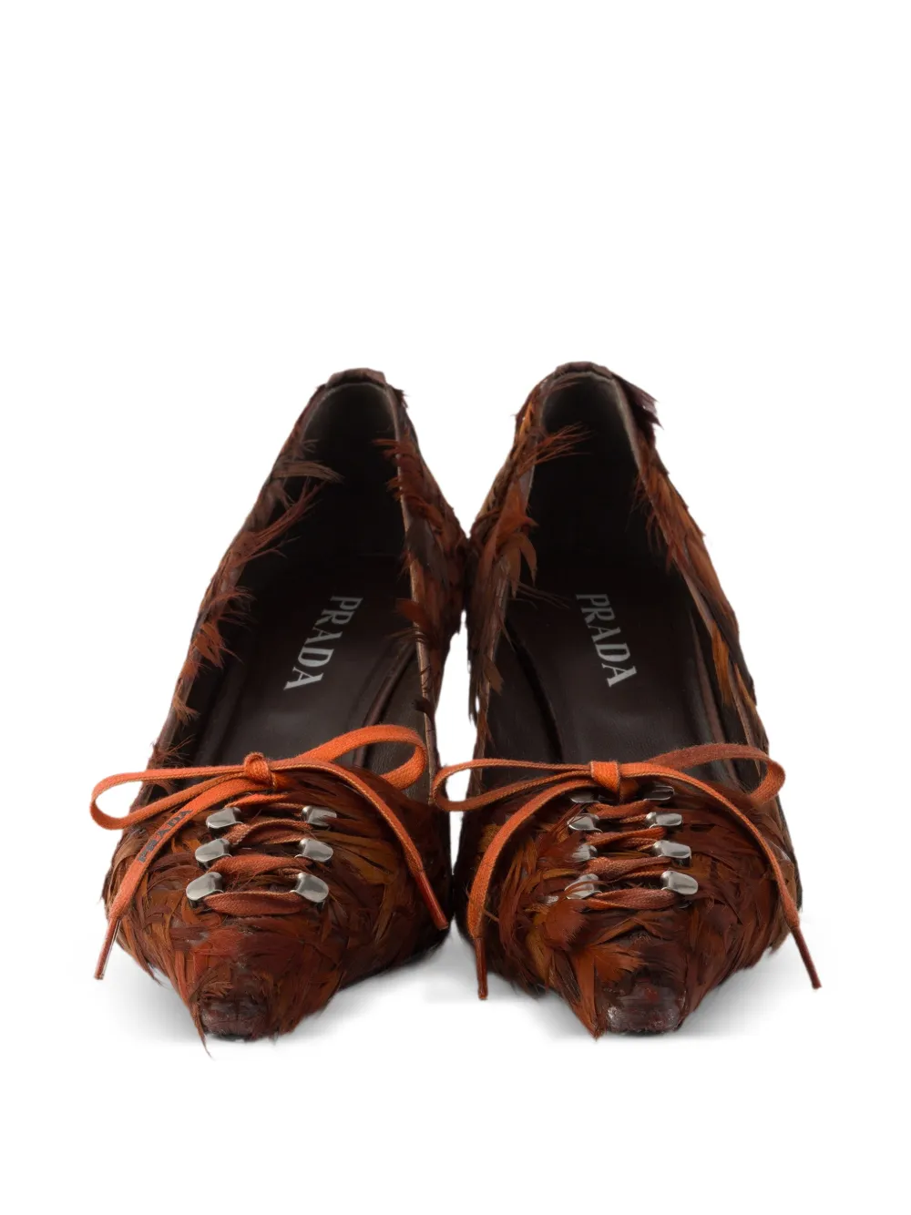 Prada Satijnen pumps verfraaid met veren Bruin