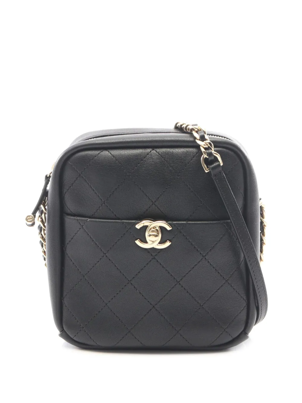 CHANEL Pre-Owned Borsa a tracolla Casual Trip North South Camera in pelle di capra trapuntata con impunture e battente 2018-2019 - Nero