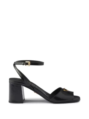 Valentino Garavani ロックスタッズ フラットフォーム サンダル