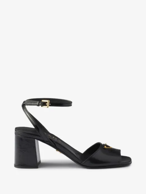 Prada sandalias de piel