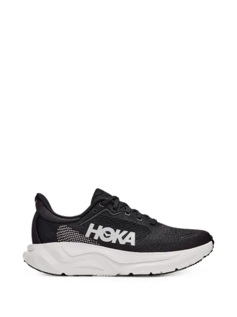 HOKA Arahi 9 sneakers