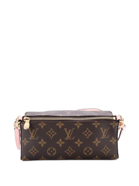 Louis Vuitton Pre-Owned Bloom Pouch Monogram Canvas shoulder bag