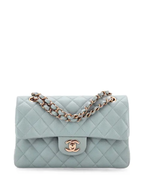 CHANEL Pre-Owned bolso de hombro Clásico de cuero caviar con diseño acolchado y solapa doble