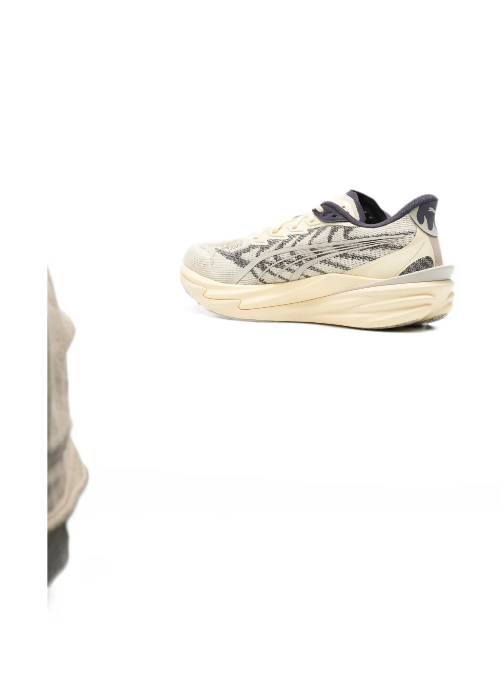 PUMA Deviate Nitro 4 sneakers Beige