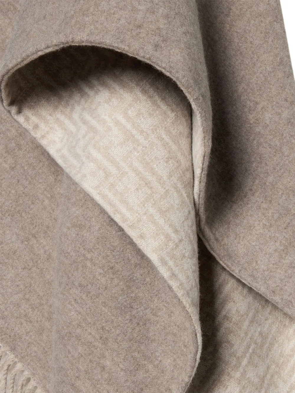 FENDI Cape met franje en FF-patroon Beige