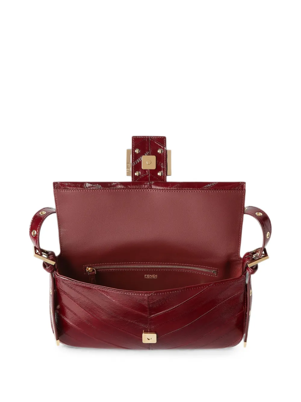 FENDI Baguette Shoulder Bag in Red, view 4