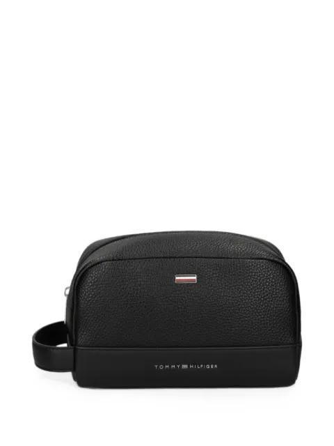 Tommy Hilfiger neceser texturizado con placa del logo