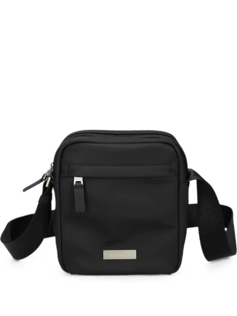 Calvin Klein logo-plaque shoulder bag