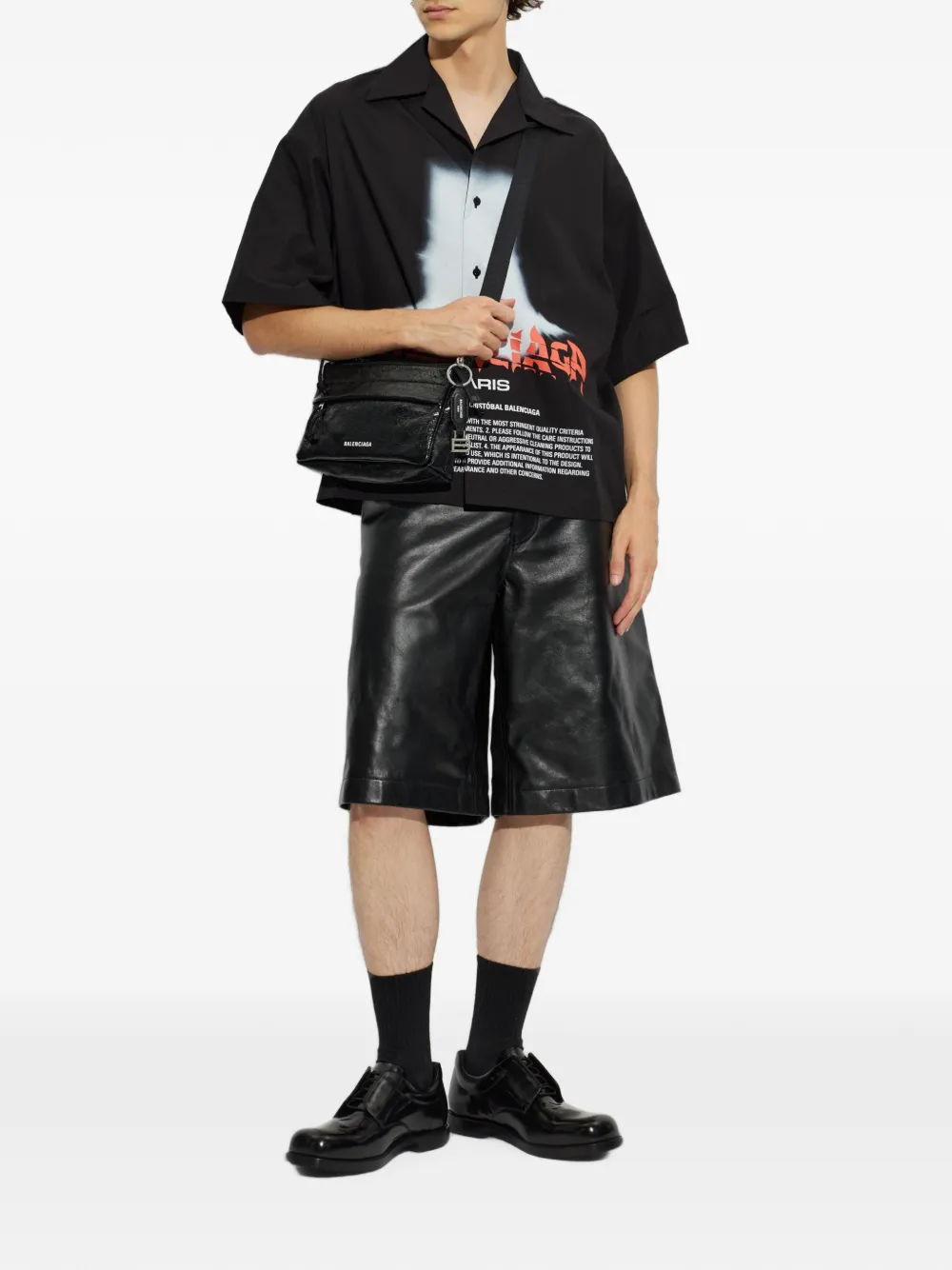 Balenciaga Leren shorts Zwart