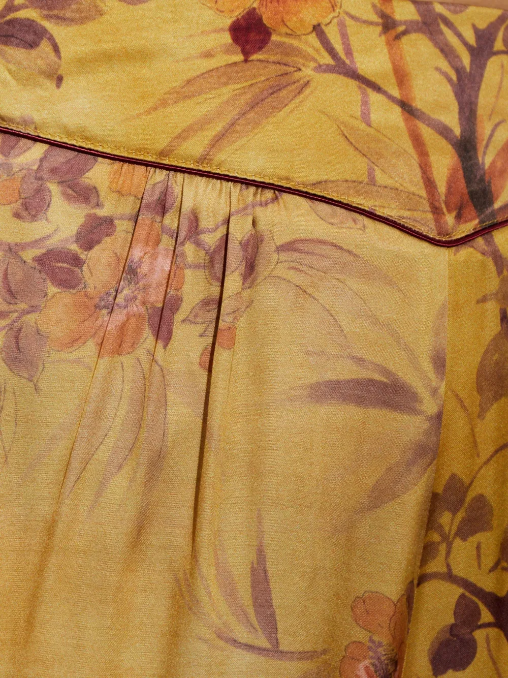 Forte Broek met wijde pijpen en botanisch patroon Geel