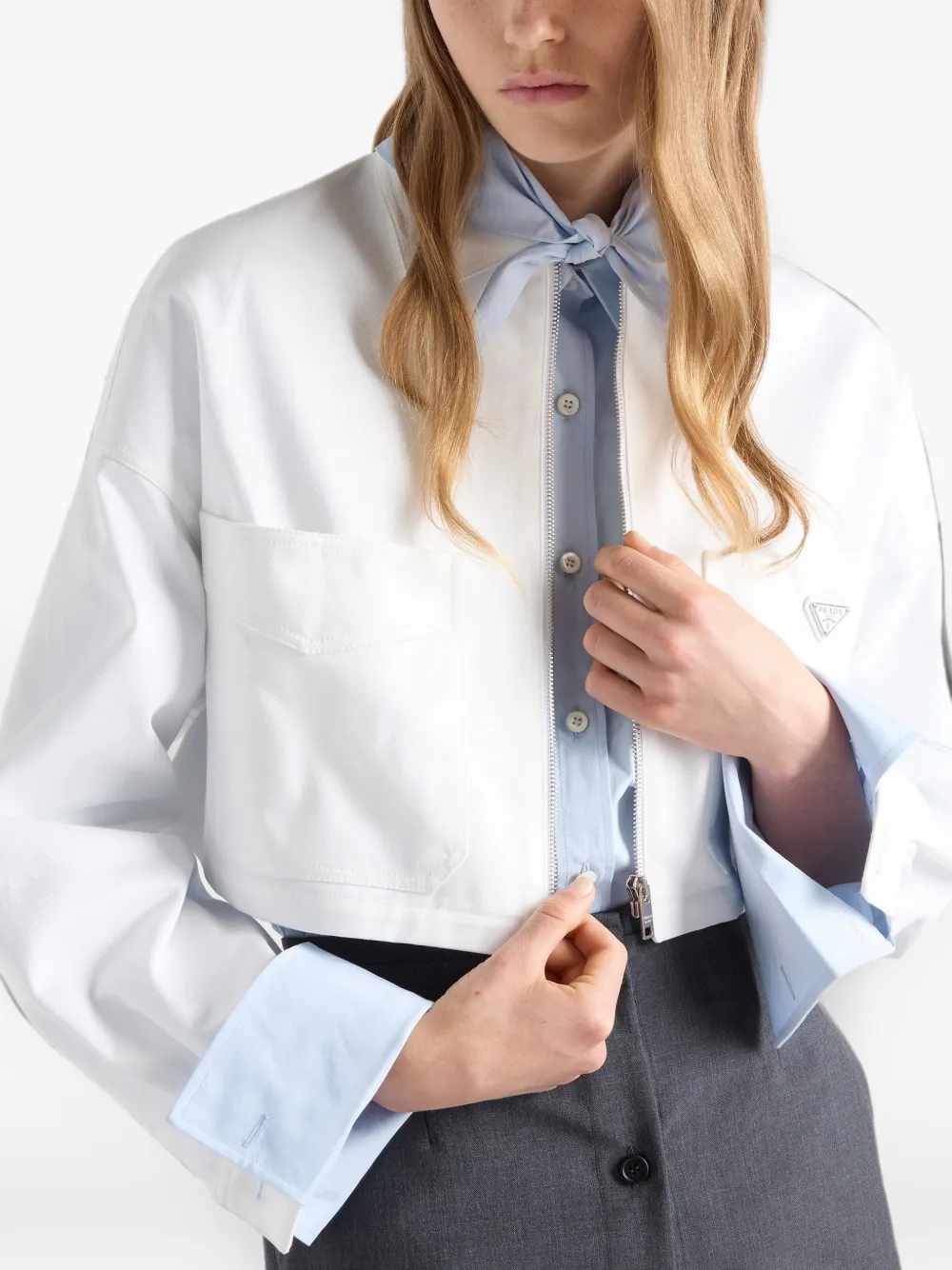 Prada Cropped jack met logoplakkaat Wit