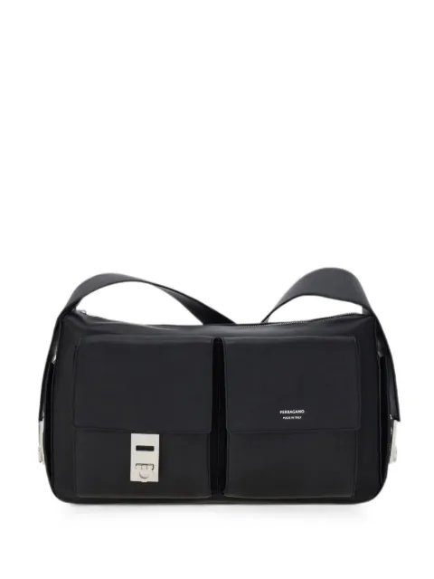 Ferragamo Hug 扣环大号邮差包