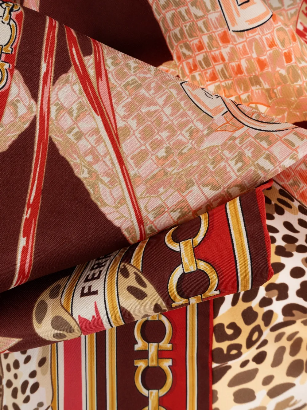 Ferragamo Zijden foulard met print Rood