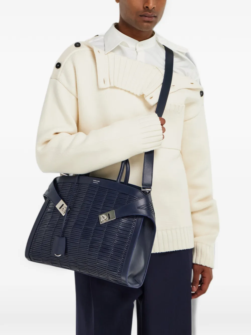 Ferragamo Hug shopper Blauw