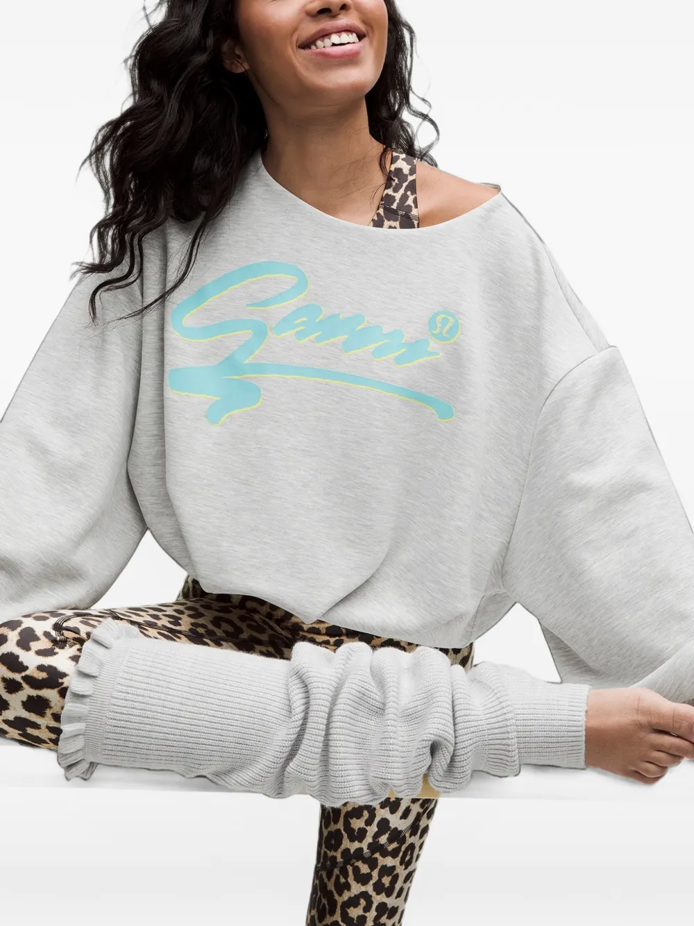 GANNI logo-print cropped performance sweater Grijs