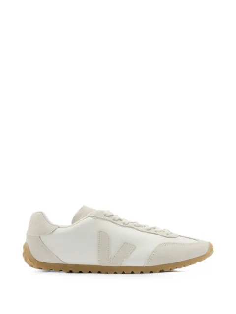VEJA tenis GT con paneles de gamuza