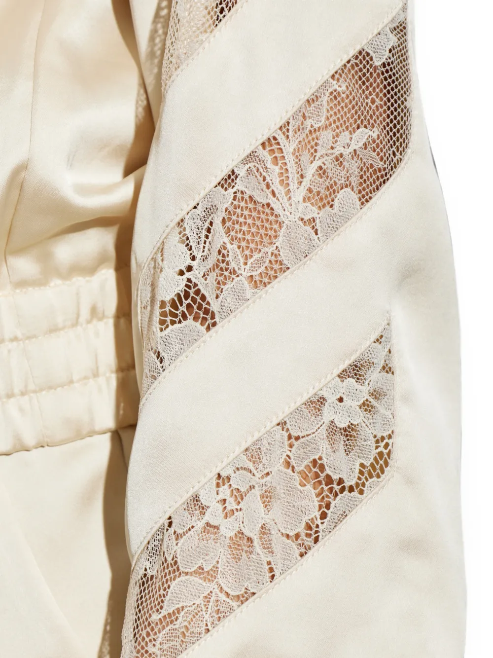 Off-White Satijnen bomberjack met kant Beige