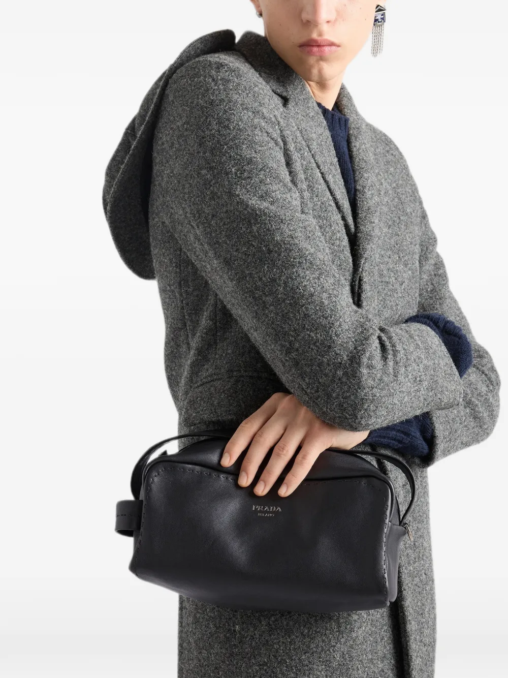 Prada Schoudertas van nappa leer Zwart