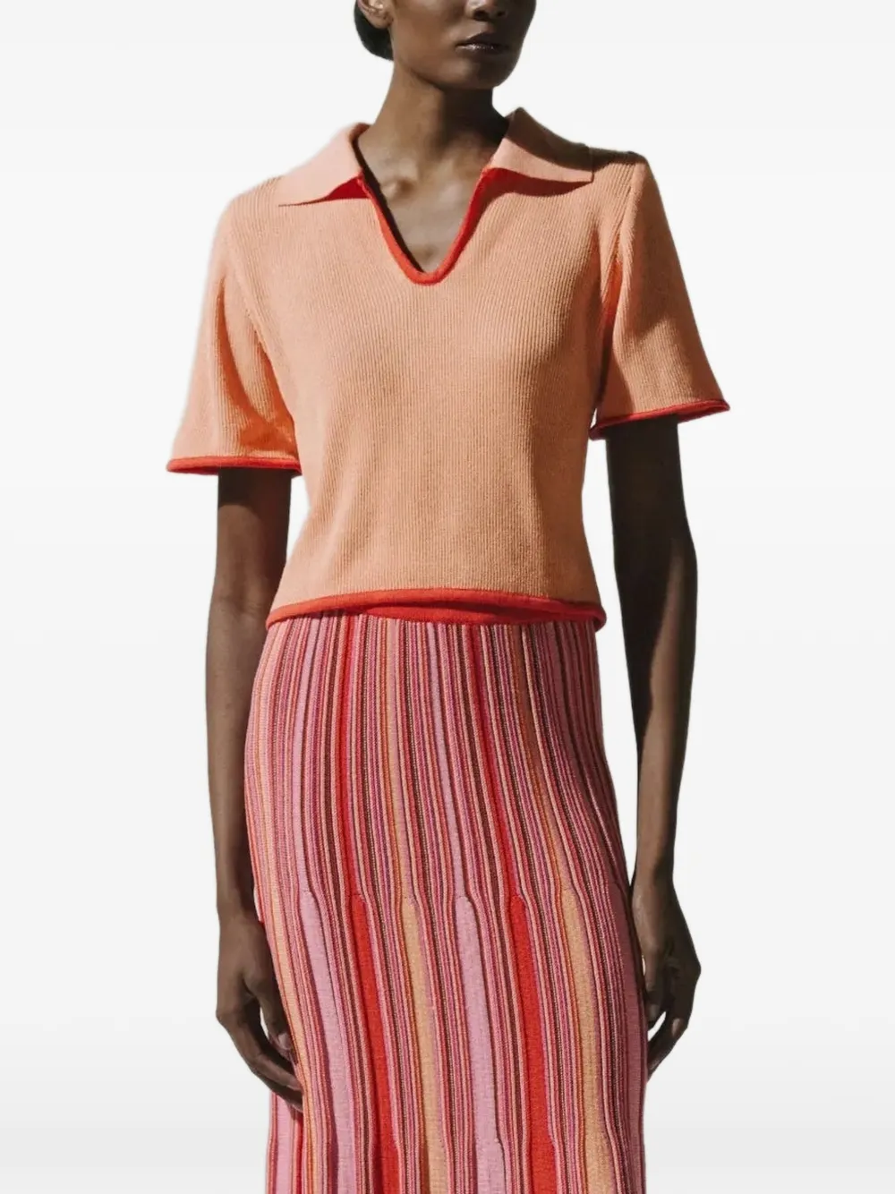 Baobab Carlotta T-Shirt mit V-Ausschnitt - Orange