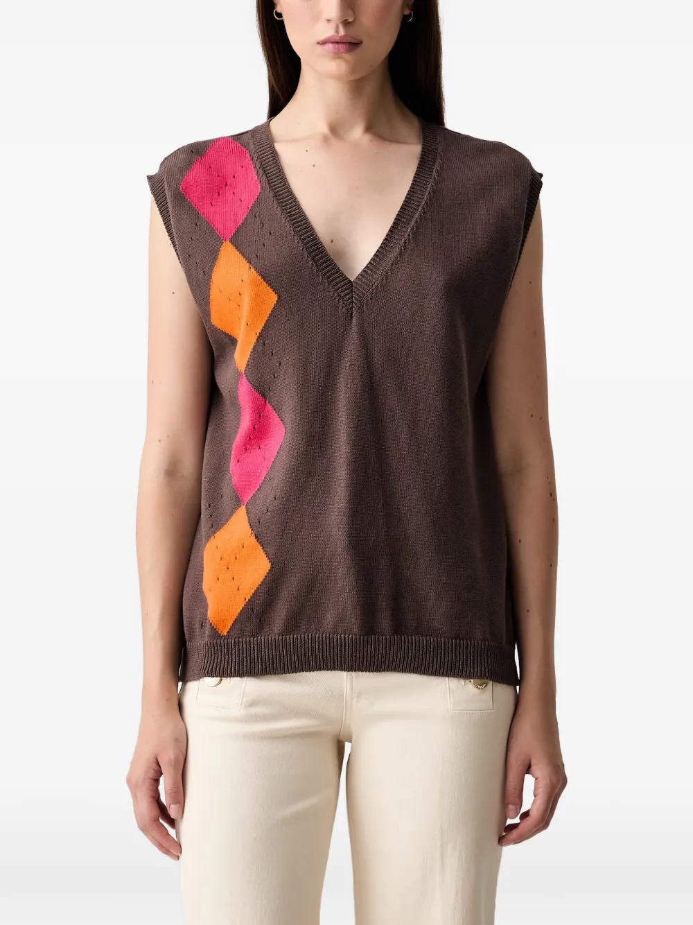 Vicolo Argyle-pattern V-neck Sweater In Brown