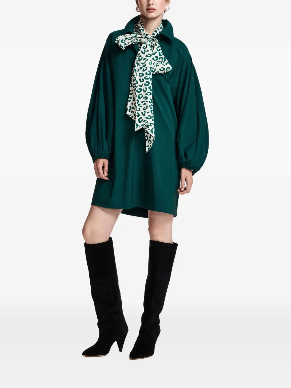 Essentiel Antwerp oversized V-neck dress Groen