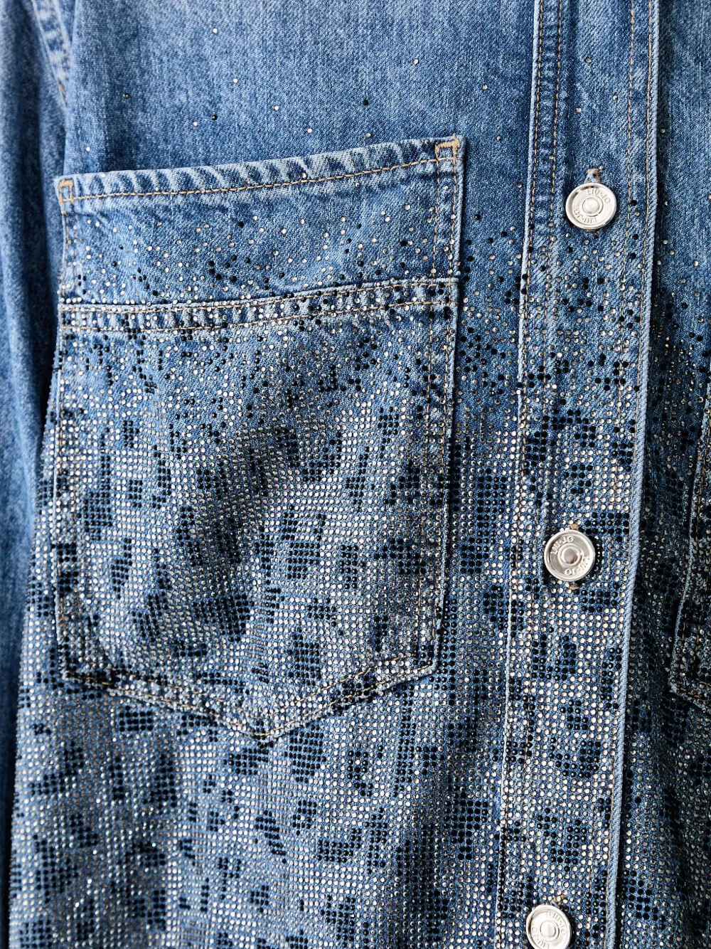 LIU JO Blouse verfraaid met stras en luipaard-print Blauw