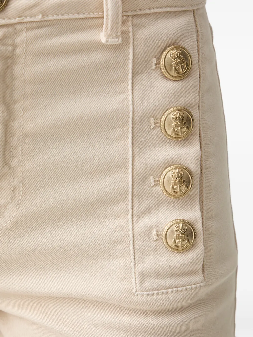 VICOLO Shorts verfraaid met knopen Beige