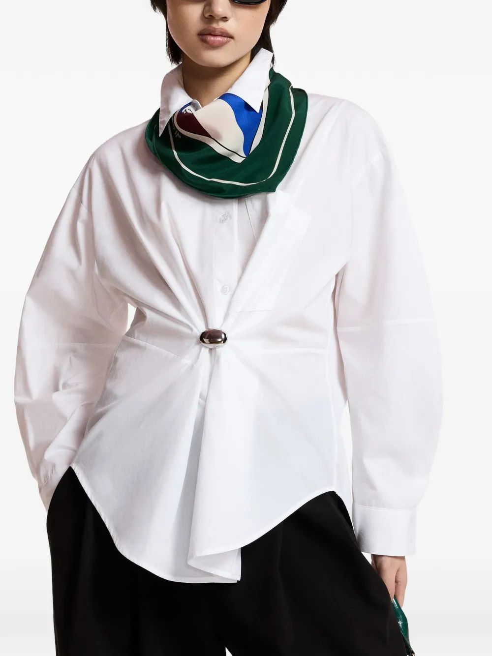 Essentiel Antwerp Kreative oversized blouse met broche-detail Wit