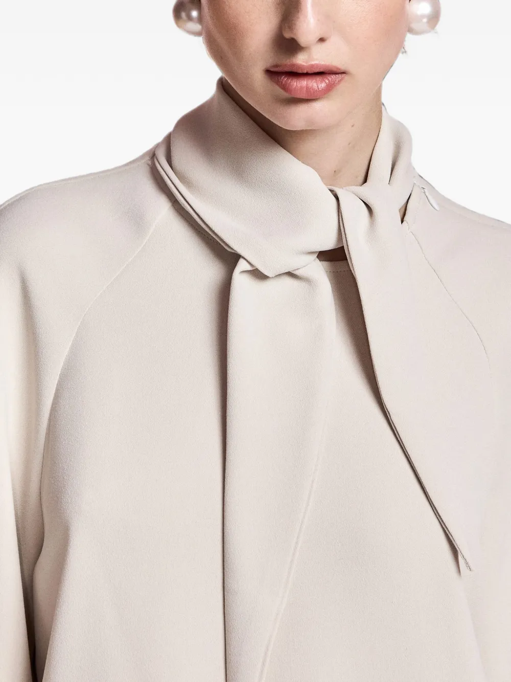 Essentiel Antwerp tie-neck raglan-sleeve blouse Beige