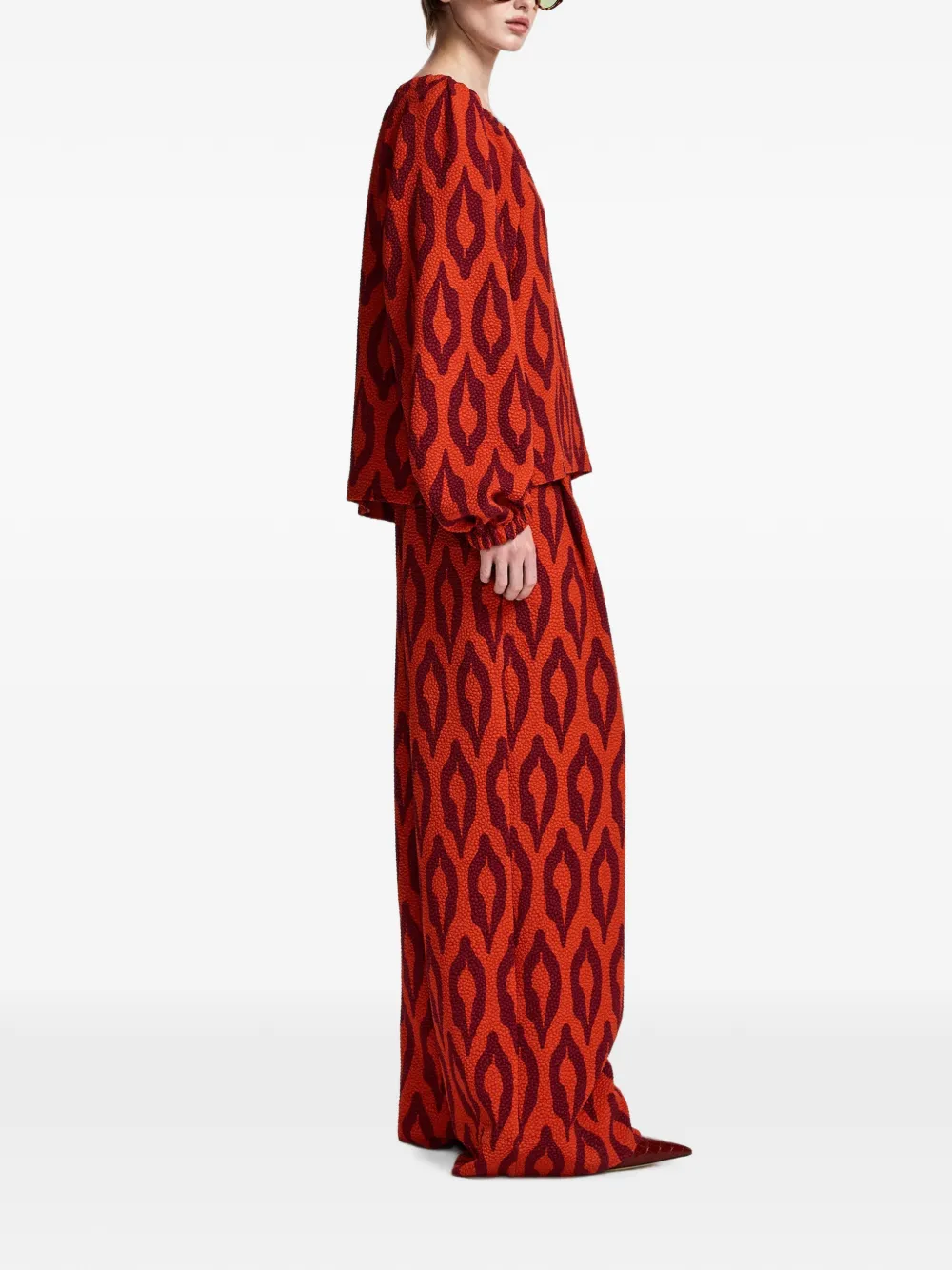 Essentiel Antwerp Kolorful blouse met lange mouwen en grafisch patroon Oranje